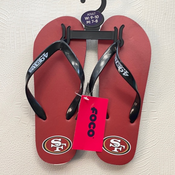 NWT Authentic NFL Fourty Niners Flip Flops - Picture 1 of 5